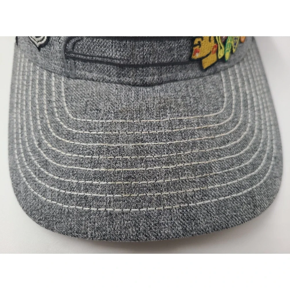 Chicago Blackhawks 2013 Stanley Cup Champions Mesh Snapback (Fits Small) Hat Cap